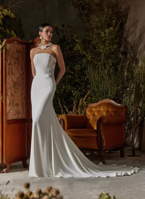 Abito da sposa Basauri — Manu García 2027, Linee scultoree
