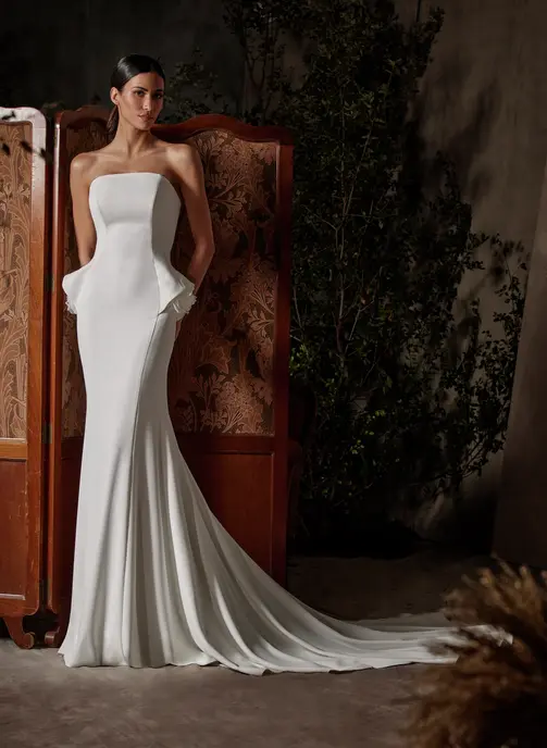 Abito da sposa Bayron — Manu García 2027, Linee scultoree